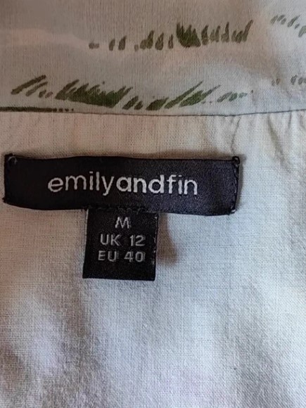 Emily and fin original luxusne jedinecne letne m/s, emily,m