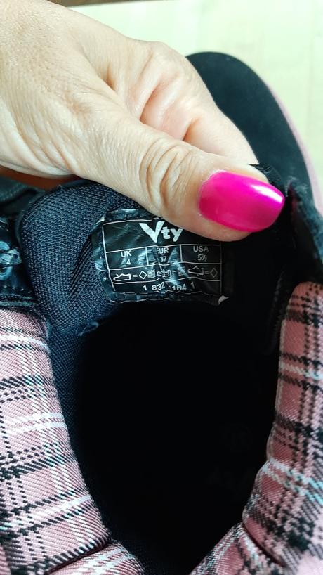 Čierne workery s karovanou aplikáciou, deichmann,37