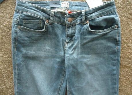 Super skinny s jemným vzorom vel. 29/34, only,m