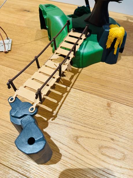 Playmobil wildlife domcek na strome, 