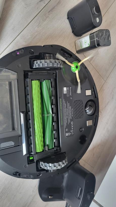 Irobot roomba i7,