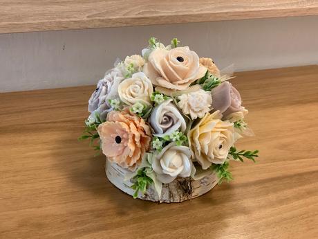 Mydlova kytica na brezovom dreve, 