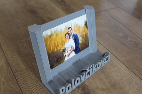Fotorámik s 3d nápisom,