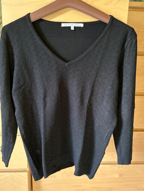 Pulóver s véčkom a 7/8 rukávmi, 38