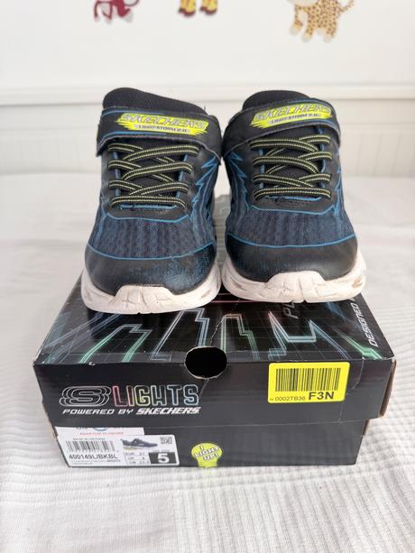 Skechers tenisky veľkosť 37, skechers,37