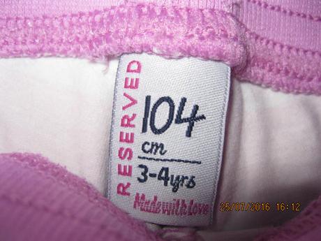 3 ks - kraťasy, reserved,104