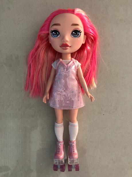 Bábika rainbow surprise, 