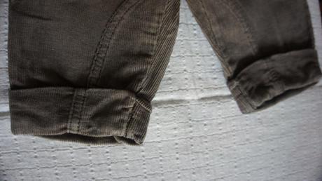 Hnedé menčestrové nohavice psík, okay,62