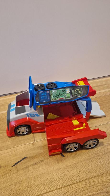 Paw patrol race pit stop auto, 