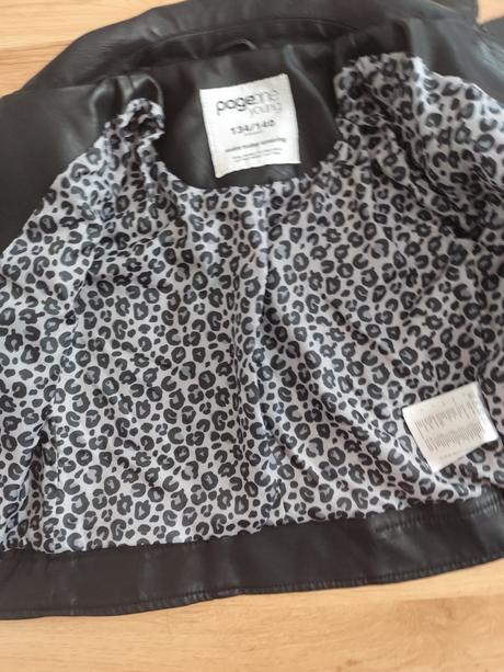 Koženkova bunda, 134