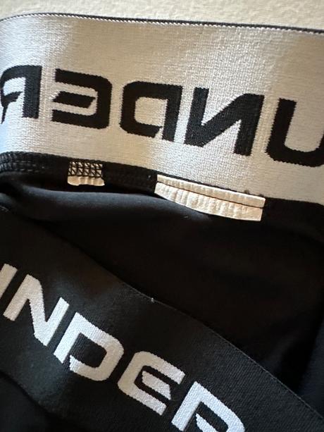 Športové šortky, under armour,s
