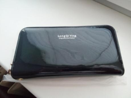 Peňaženka /cena s poštovným,