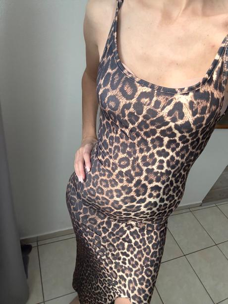 Tigrované šaty, s