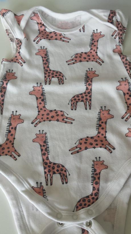 Dievčenské body, c&a,86