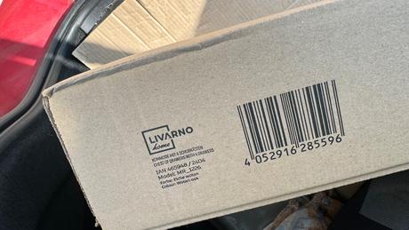 Komoda livarno so 4 zasuvkami orig. zabalena, 