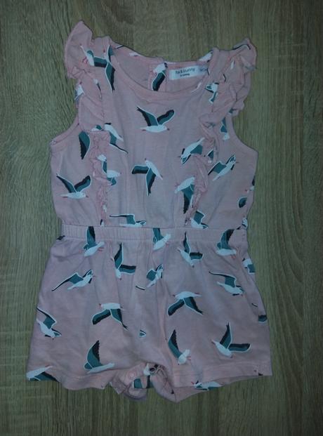 Dievčenský overal, 86