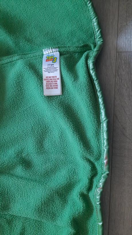 Nepremokava bunda, disney,98