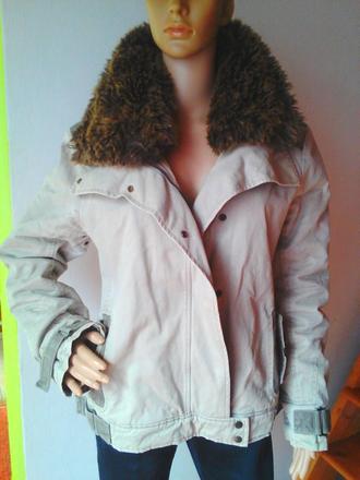 Zimná bunda s kožušinovým golierom, l