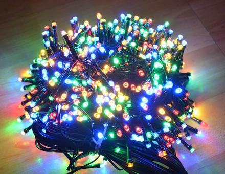 Svetelna retaz 700 led farebna,