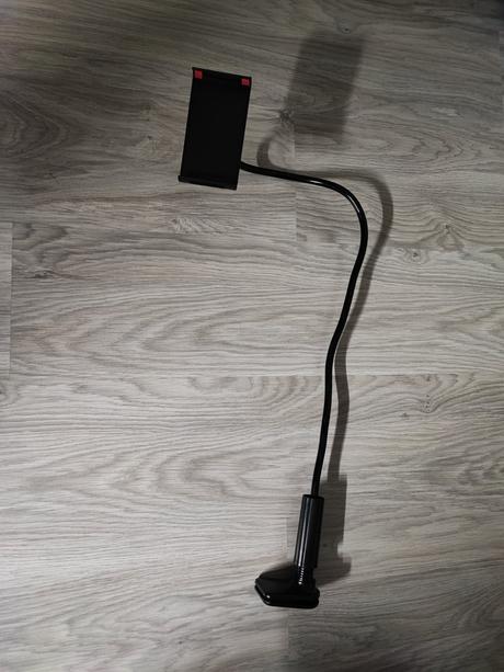 Držiak na mobil alebo tablet, 