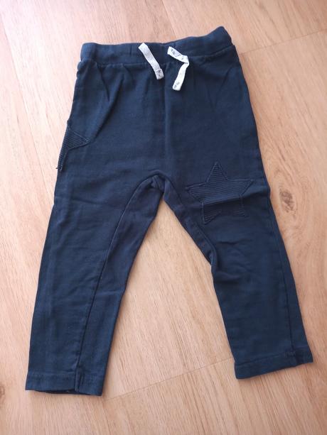 Tmavomodré tepláky, pepco,92