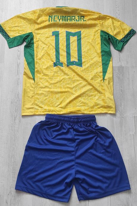 Futbalový komplet neymar, m