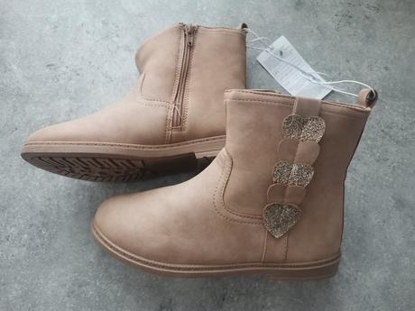 Čižmičky, sinsay,32