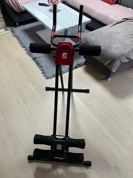 Stroj na posilňovanie brušných svalov, 