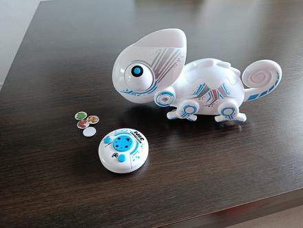 Robotický chameleón,