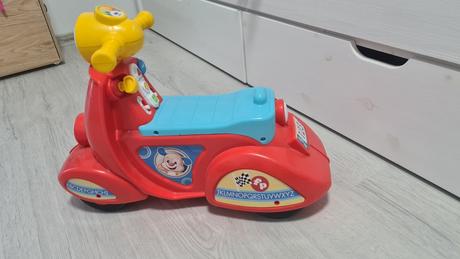 Odrážadlo / motorka fisher price,