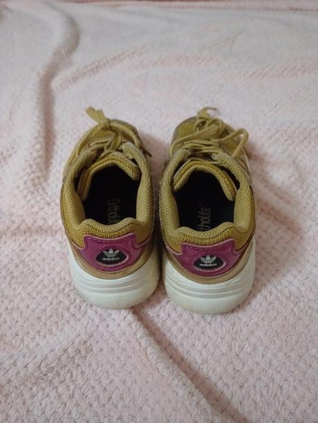 Zlate tenisky, adidas,26
