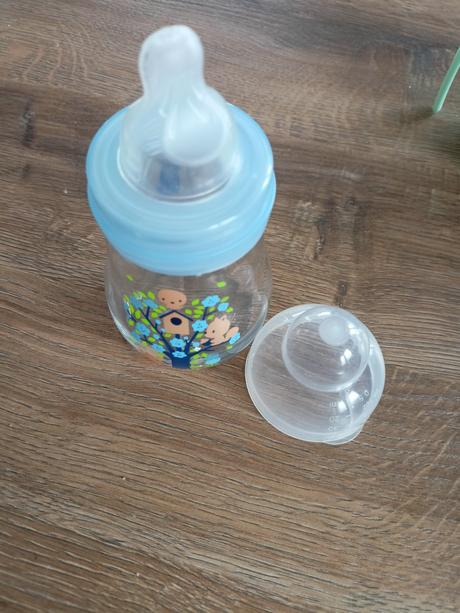 Sklena flasa mam, mam