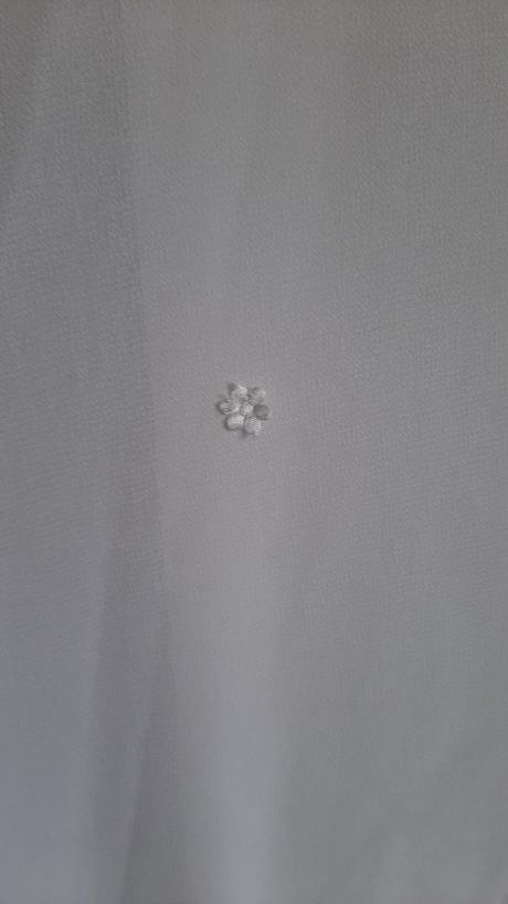 Slavnostne saty, 140