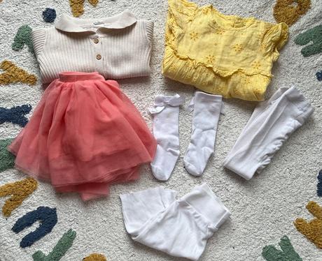 Balík 6 ks, sveter, šaty, sukňa, veľkosť 74, 68–80
