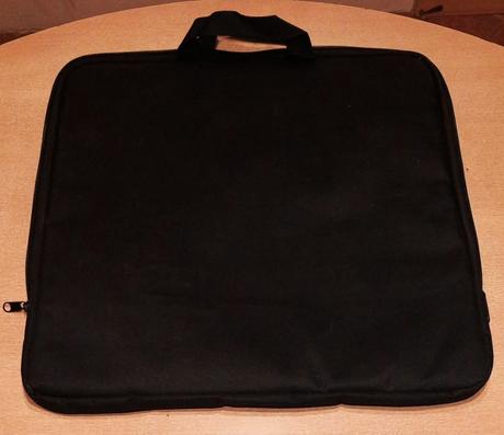 Predám obal (tašku) na notebook,