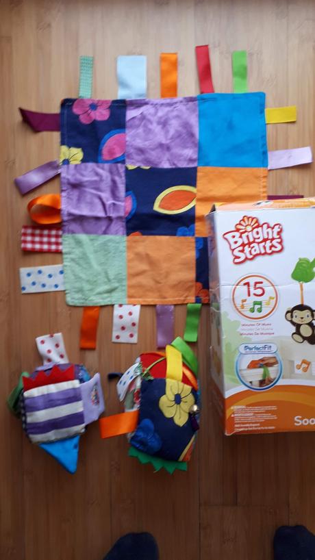 Kolotoč nad postieľku s hračkami, 