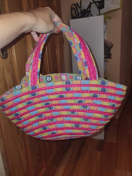 Krásna plážová taska pre slecnu, 