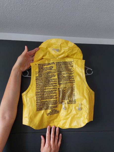 Vesta na plávanie step b 3-6rokov,