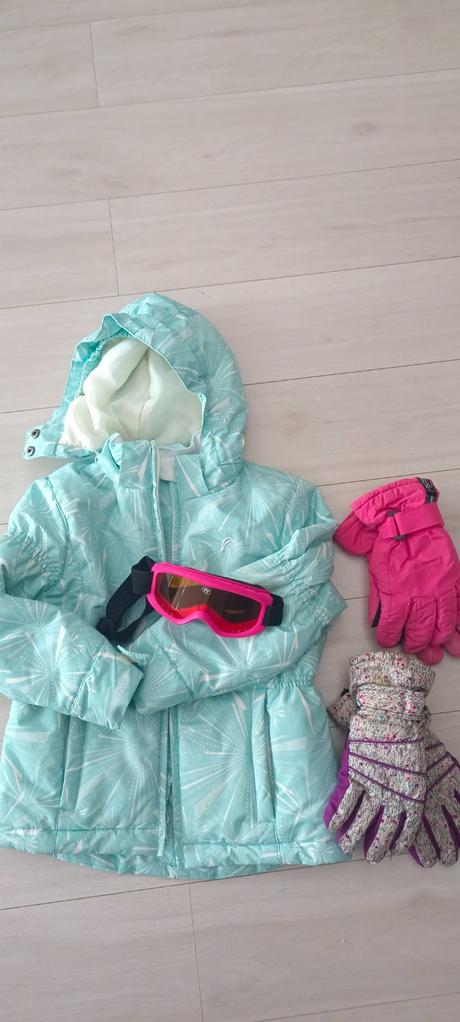 Zimná bunda aj na lyžovačku, s darčekmi 3/4roky, f&f,104