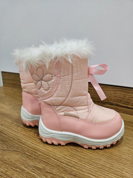 Ružové snehule, veľkosť 22, 22