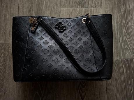 Guess kabelka noel elite, guess