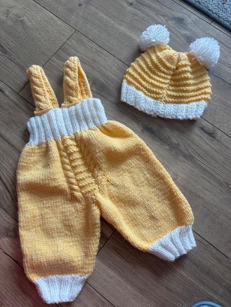 Krásny set čiapka a nohavice, 62