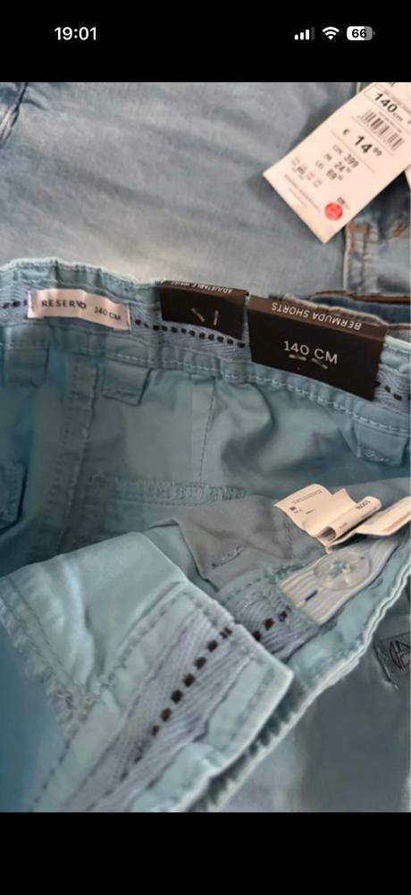 Šortky, reserved,140