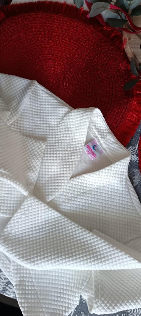 Slávnostné bolerko, 152