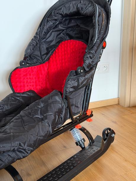 Odpružené sánky jee, 