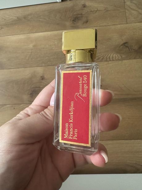 Flakón a krabicky baccarat, 