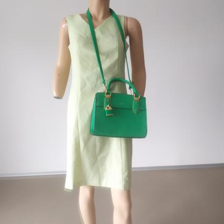 C 38 saty zelene  raz oblecene, m