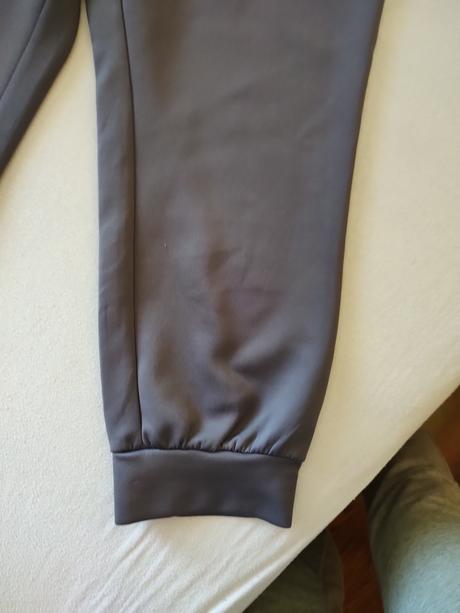 Športové fit tristvrtaky, xl