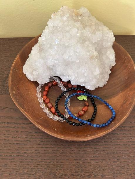 Masívne plytké taniere z akáciového dreva 2 ks, 