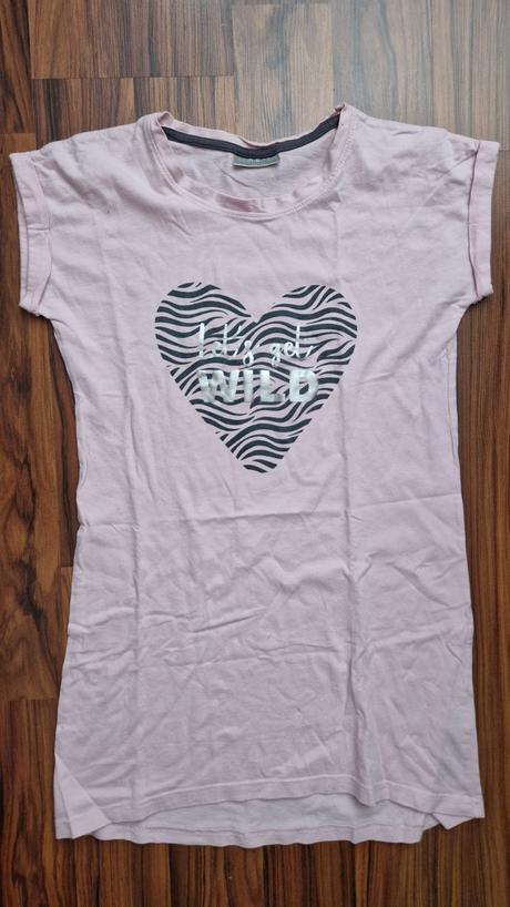 Nočná košieľka, 146